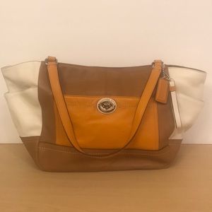 Coach Leather Shoulder Bag